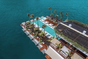 Phuket : Yona Beach Club avec accès à la piscine à débordement