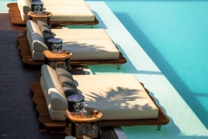 Phuket: Yona Beach Club äärettömällä uima-altaalla
