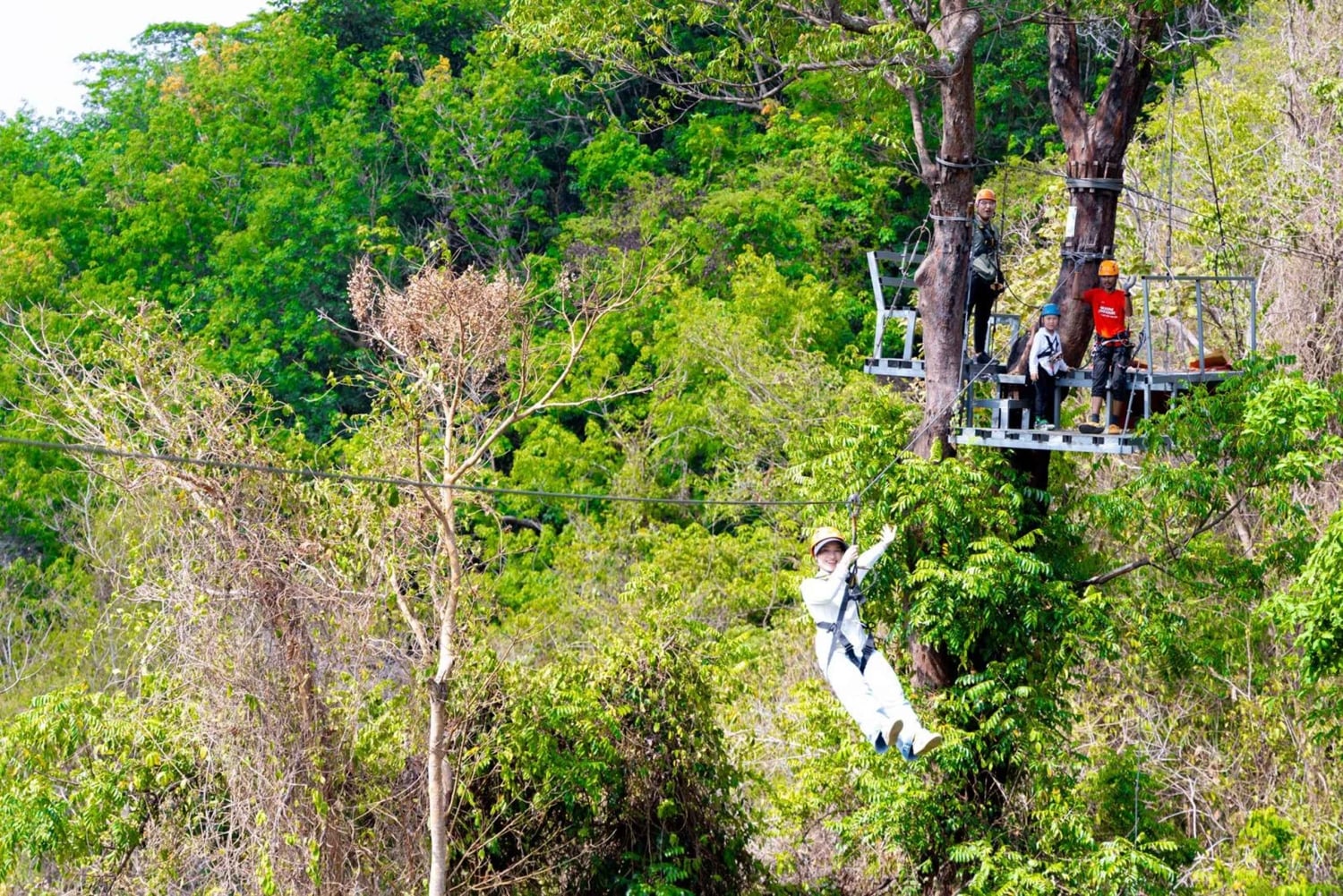 Phuket: Zipline Vliegen Hoger dan een Havik met ATV Optie