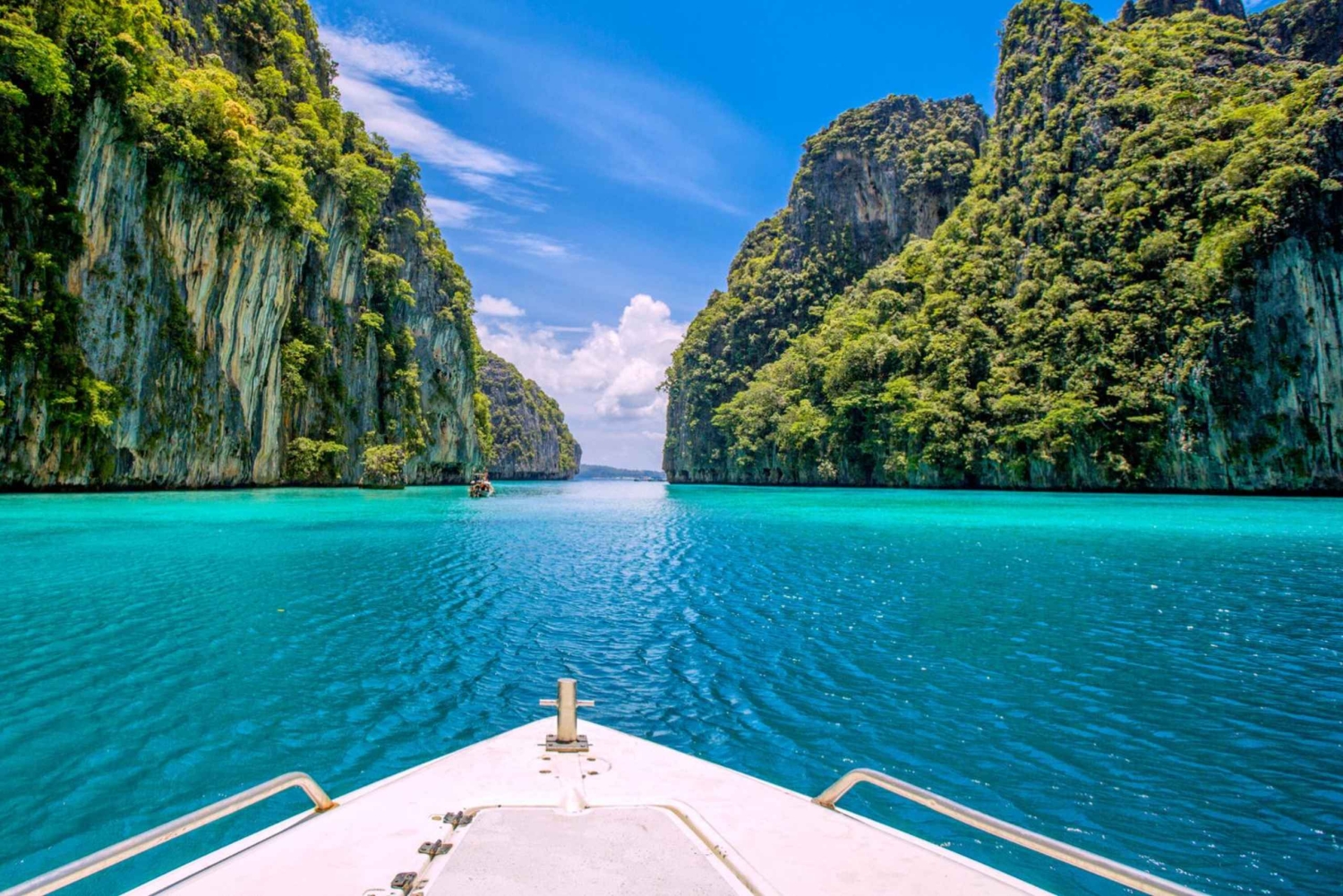Viagem Premium a partir de Phuket: Phi Phi, Baía Maya e Ilhas Khai