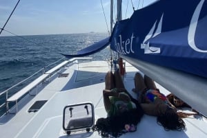 Privat katamaran-yacht til Maiton og Koraløerne