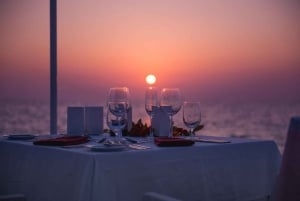 Cena romantica sulla spiaggia