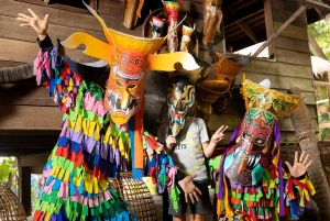 Siam Niramit Phuket Pääsylippu kuljetusvaihtoehdon kanssa