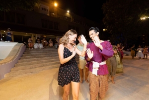 Siam Niramit Phuket Pääsylippu kuljetusvaihtoehdon kanssa