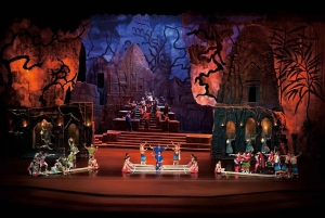 Siam Niramit Phuket Pääsylippu kuljetusvaihtoehdon kanssa