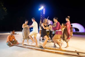 Siam Niramit Phuket Entrada Espectáculo Con Cena Y Traslados