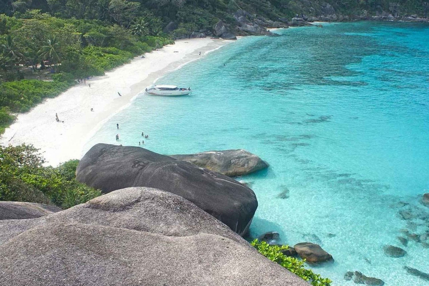 Similan Island Tour Day Trip by Speed Boat