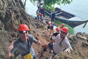 Zonsopgang in Phangnga met James Bond eilandbezoek buiten het hoogseizoen