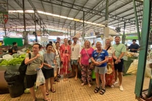 Thailändischer Kochkurs mit Markttour Gartenbesichtigung