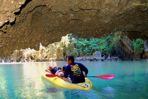 황혼의 바다 카누 팡아 베이와 바이오 발광