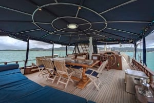 Yacht charter in Phuket - Wooden Classic Yacht