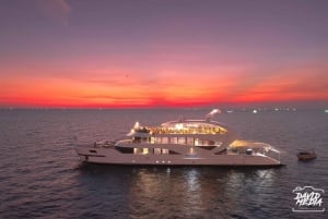 Phu Quoc: 5-Star Nautilus Sunset Cruise Tour with Dinner