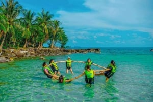 Explore PhuQuoc: Aquatopia Water Park& 3 Island Trip By Boat