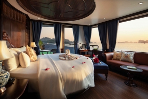 From Hanoi: 2-Day Halong Bay Sightseeing Cruise with Meals