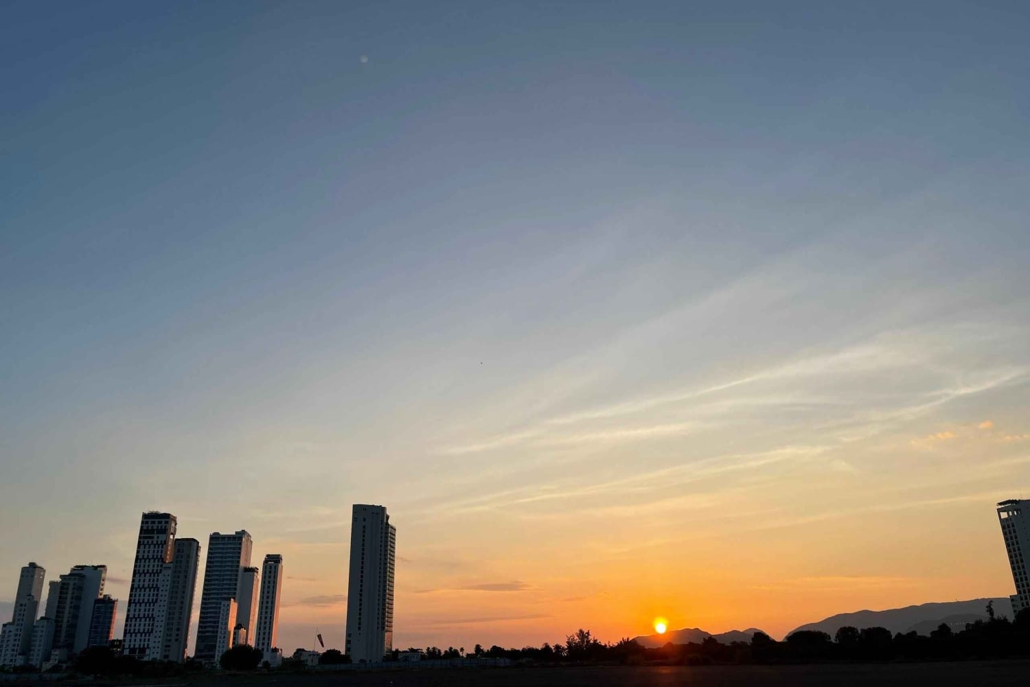 Meio dia de exploração da Ilha do Sul e voo ao nascer do sol em Phu Quoc