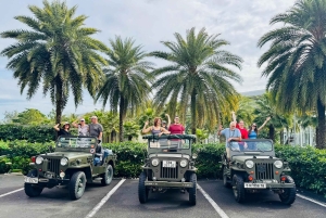 Phu Quoc flygplats hämtning med arméjeep med fotostopp