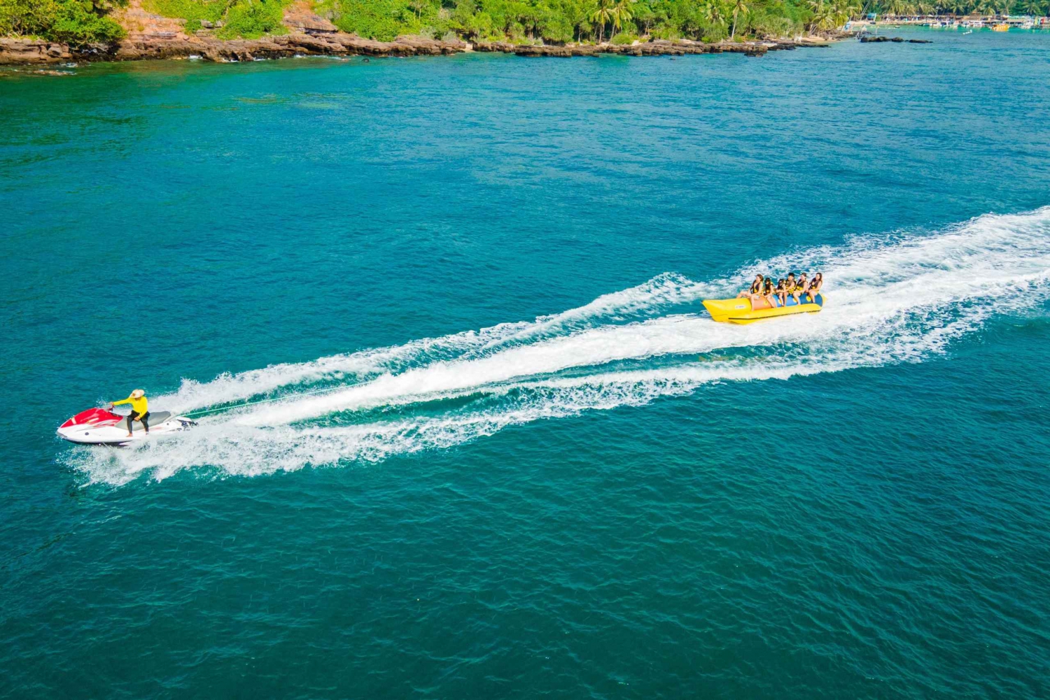 Phu Quoc: poznaj 3 wyspy oraz zestaw z łodzią bananową i skuterem wodnym