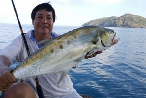 Phu Quoc: Full-Day Fishing Tour with Lunch/Dinner