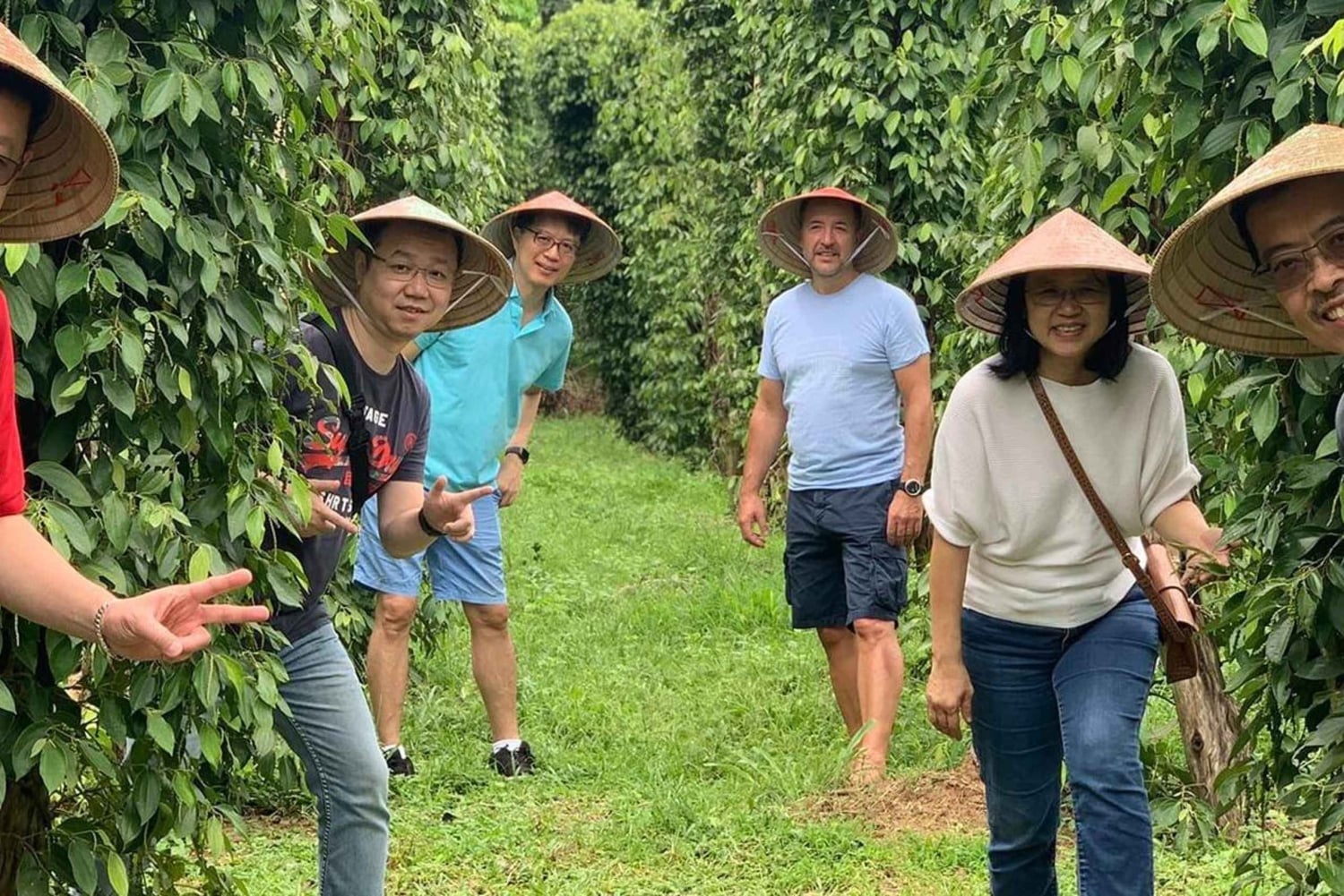 フーコック：カヤックとランチ付き北部島ツアー
