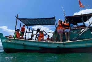 Phu Quoc: Private Fisherman Trip w/ Snorkeling & Seafood BBQ