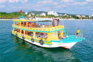 Phu Quoc: Privat BBQ och fyrverkeritur i solnedgången med träbåt