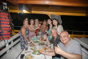 Phu Quoc: Privat BBQ och fyrverkeritur i solnedgången med träbåt