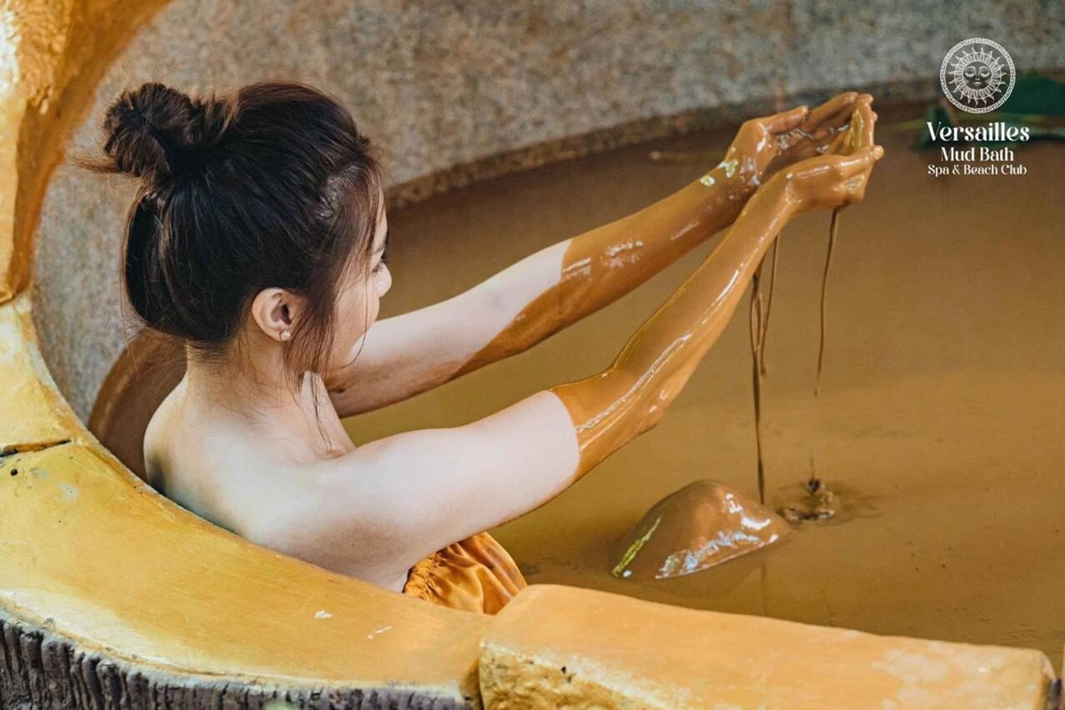 Phú Quốc : bain de boue, spa et boîte de nuit privée