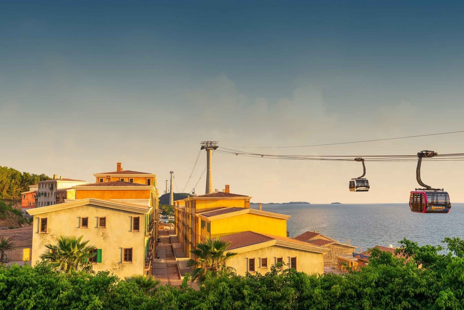 RedRiverTour- Upptäck 3 öar med linbana Phu Quoc