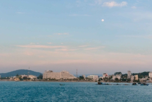 RedRiverTours - Disfrutar de la pesca de calamares al atardecer y por la noche