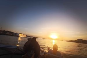 6 Brücken, Nicht geteilte Bootstour 1h30m, Gruppenpreis bis zu 6px