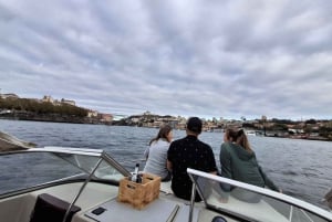 6 Brücken, Nicht geteilte Bootstour 1h30m, Gruppenpreis bis zu 6px