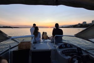 6 Brücken, Nicht geteilte Bootstour 1h30m, Gruppenpreis bis zu 6px