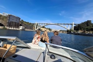 6 Brücken, Nicht geteilte Bootstour 1h30m, Gruppenpreis bis zu 6px