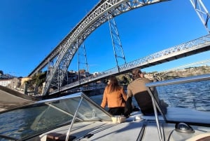 6 Brücken, Nicht geteilte Bootstour 1h30m, Gruppenpreis bis zu 6px