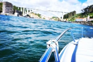 6 broer, ikke delt bådtur 1h30m, gruppepris op til 6px