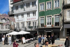 BRAGA E GUIMARÃES: Historical Private Tour from Porto