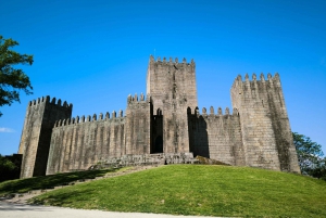 Braga & Guimarães Tour: Small Historical Group Tour