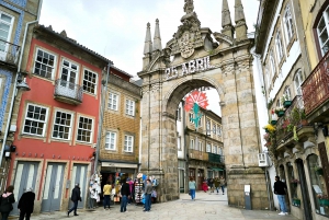 Braga & Guimarães Tour: Small Historical Group Tour