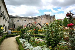 Braga & Guimarães Tour: Small Historical Group Tour