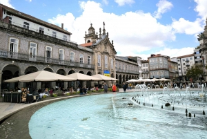Braga & Guimarães Tour: Small Historical Group Tour
