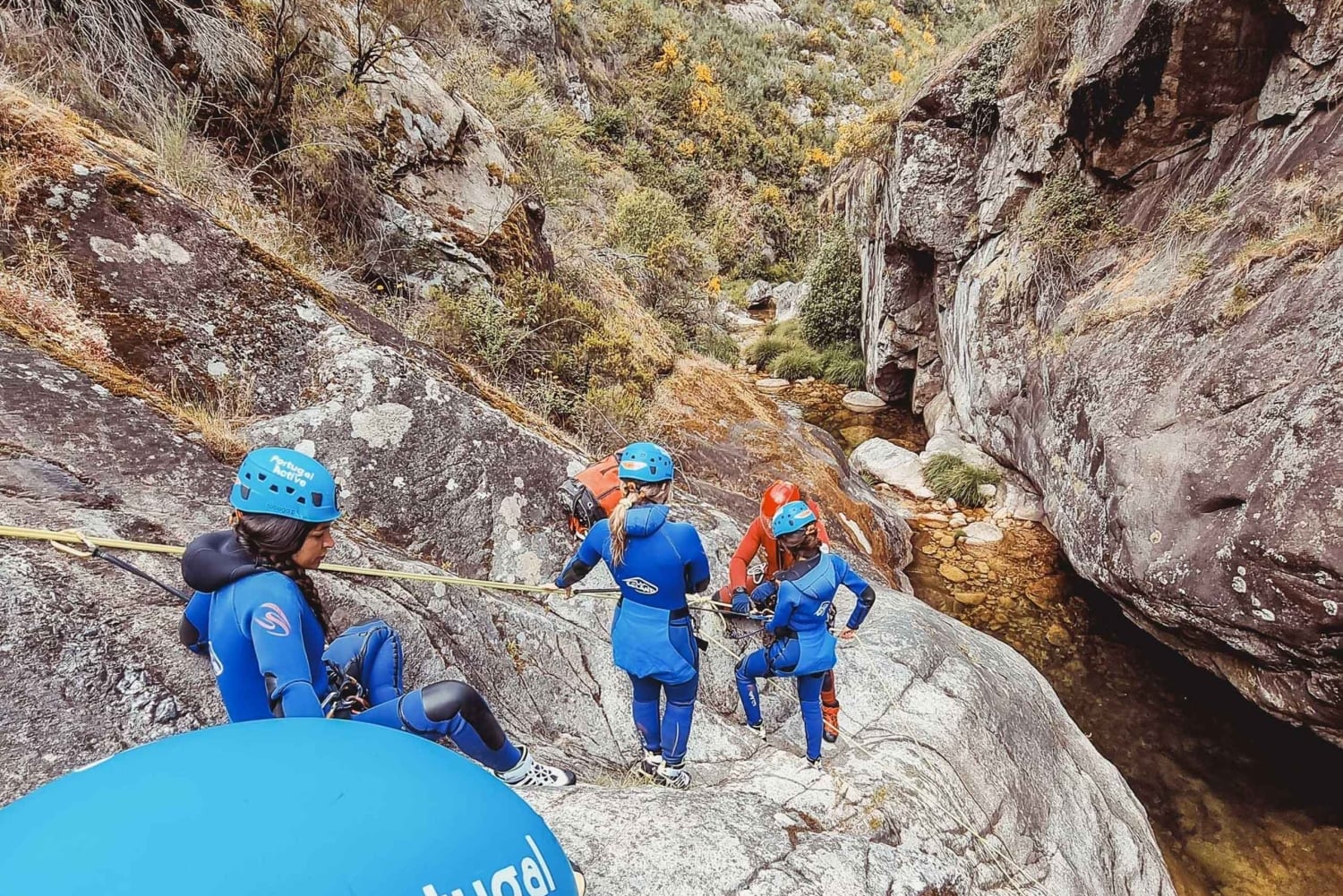 ジェレス国立公園でのキャニオニング