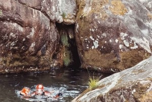 ジェレス国立公園でのキャニオニング