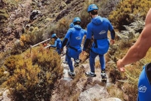 ジェレス国立公園でのキャニオニング