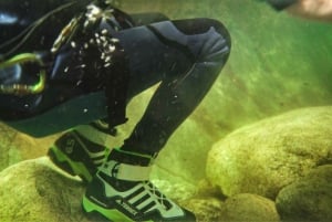 ジェレス国立公園でのキャニオニング