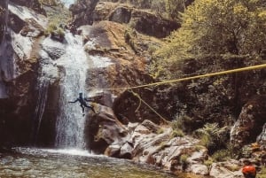 ジェレス国立公園でのキャニオニング