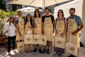 Visite du marché de Porto sous la direction d'un chef et cours de tapas portugaises + vin