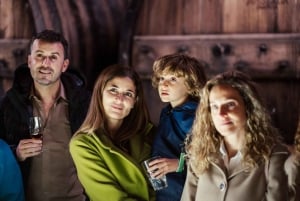 Порту: Тур по долине Дору с 2 винодельнями, обедом и круизом