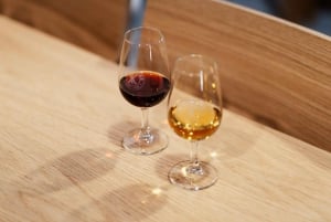 Порту: Тур по долине Дору с 2 винодельнями, обедом и круизом