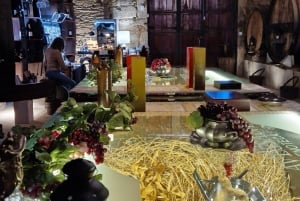 Порту: Тур по долине Дору с 2 винодельнями, обедом и круизом