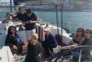 Sejlbådsoplevelse ved solnedgang på Douro i Porto